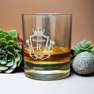 Viskilasi kaiverruksella II