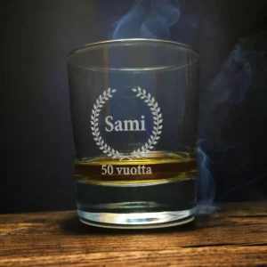Syntymäpäivä lahja idea viskilasi kaiverruksella
