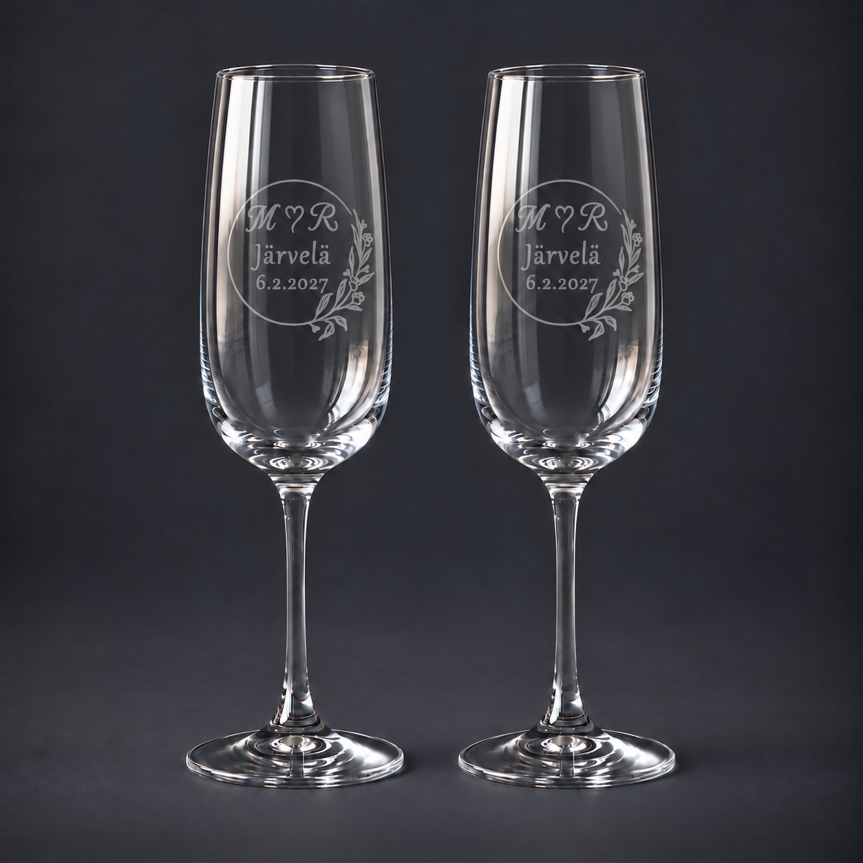 Wedding glasses with engraving